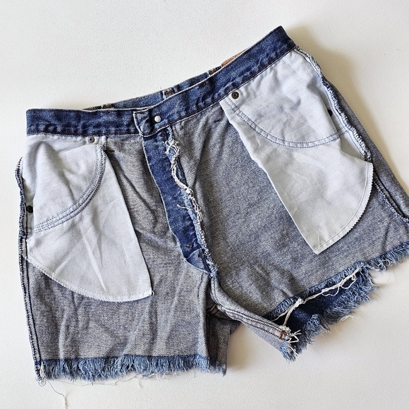 Vintage 90s Gap Denim Cut Off Shorts High Rise 30” Waist Size M Blue Jean - Picture 13 of 14